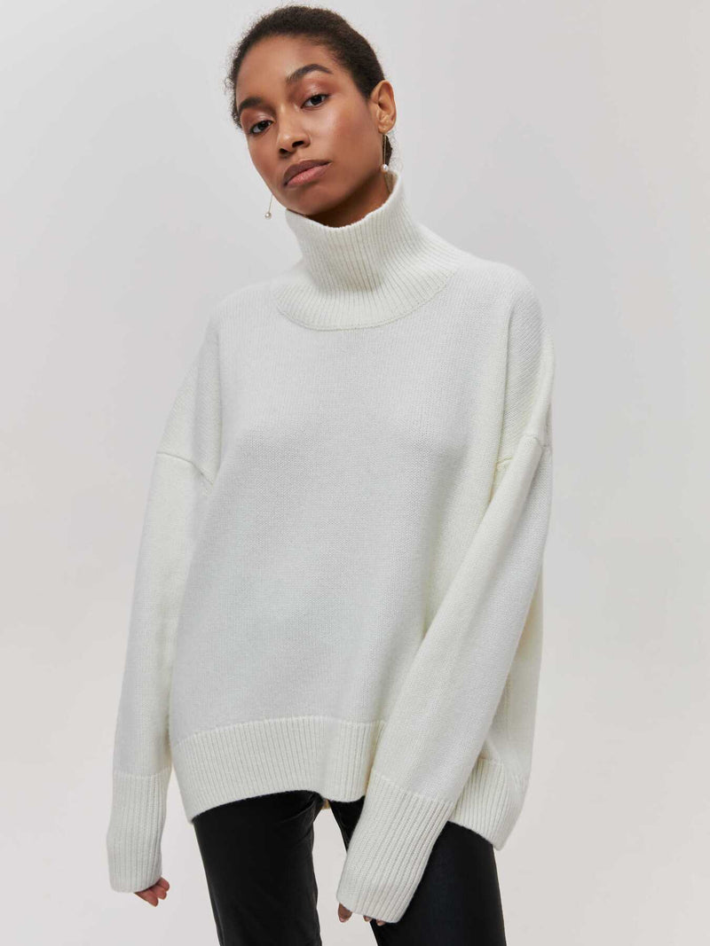 Loose Half Turtleneck Sweater S / Black - ENCHANTE VOGUE